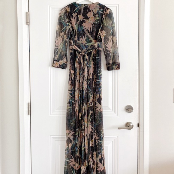 Opullence Paris Maxi Dress - Picture 2 of 4